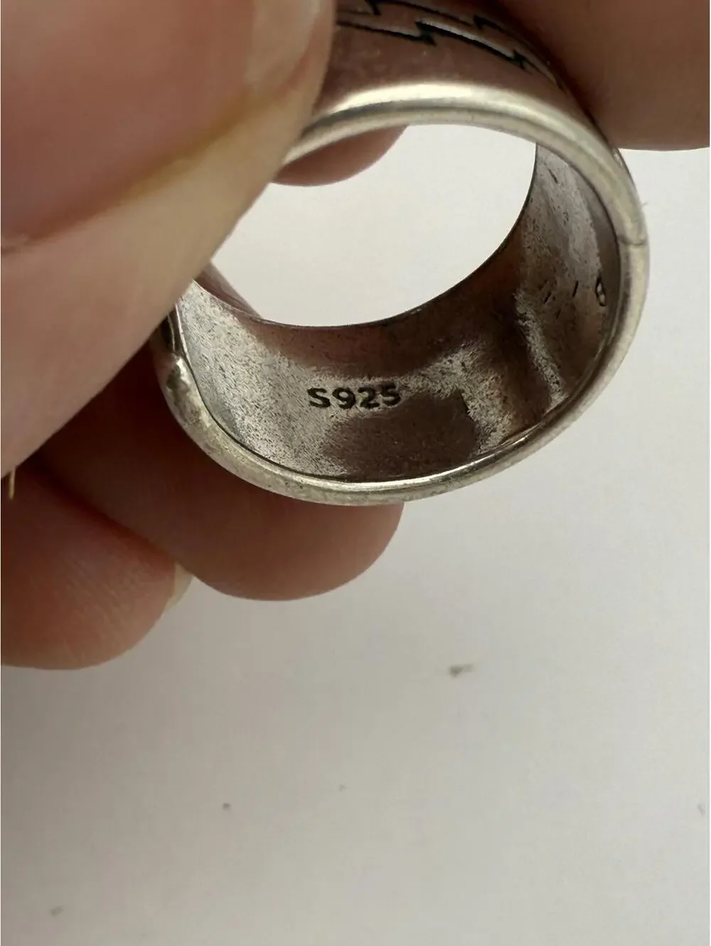 Silver Wide Band Ring with Smiley Face and Lightning Bolt Design Size 4.5